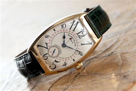 Curvex Herrenuhr in 18ct Gold 